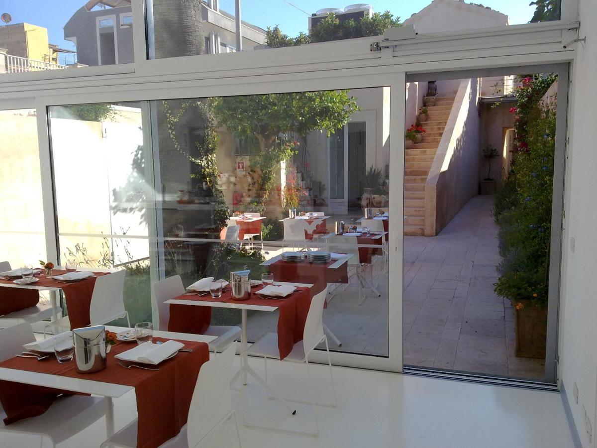 La Moresca Hotel Marina di Ragusa Bagian luar foto