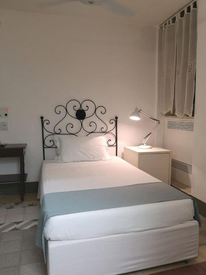 La Moresca Hotel Marina di Ragusa Bagian luar foto